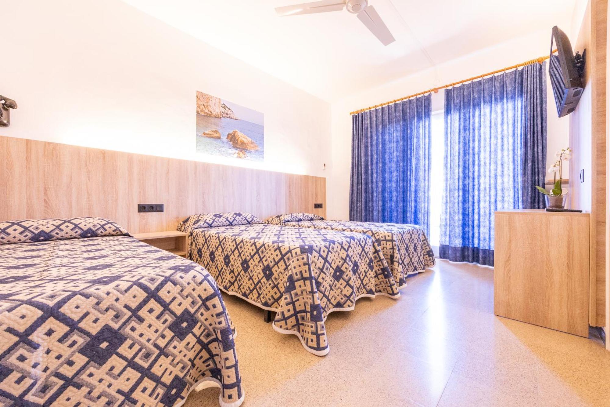 Hotel Bell Aire L'Estartit Bagian luar foto